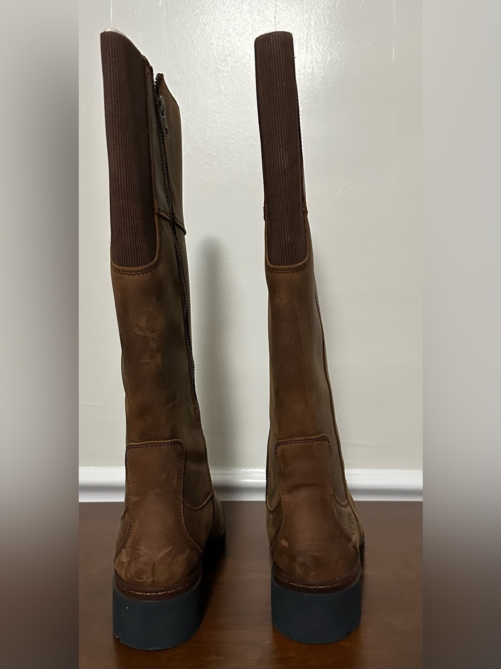 Women's Brown Suede Knee-High Timberland boots - Picture 3 of 6